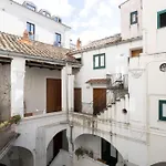 Qu4Ttro I Domo House